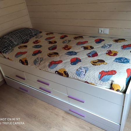 Casa Ecoeficiente Eguzkilore Torrelles Eksteriør billede